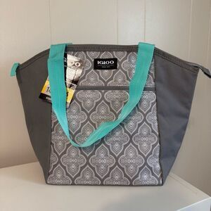 Igloo Cooler New with Tags Gray with Teal Straps